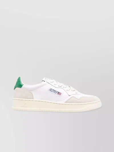 Autry Dallas Low Top Leather Sneakers In Bianco