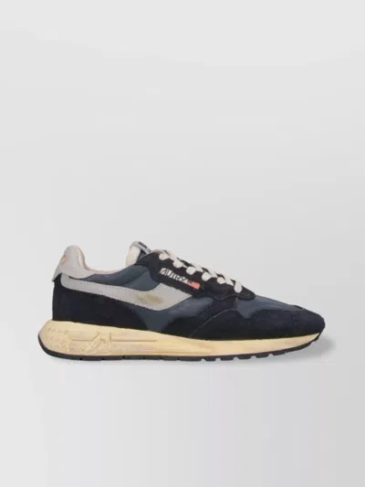 Autry Low Top Sneakers Contrast Sole In Blue