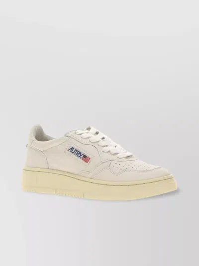 Autry Leather Medalist Sneakers In White