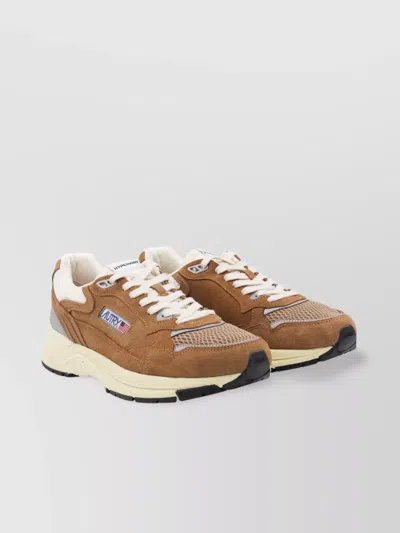 Autry Low Top Sneakers Rubber Sole In Brown