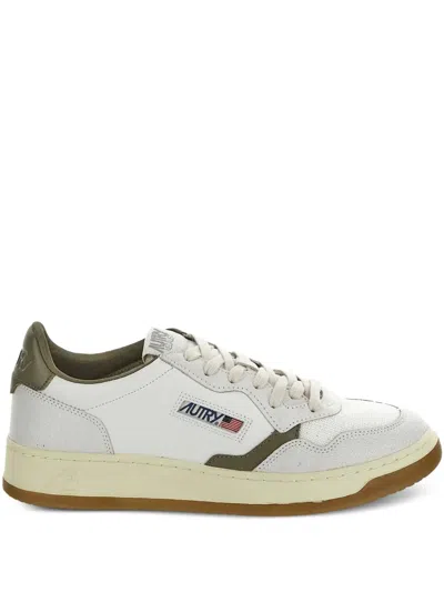Autry Low-top Sneakers In White