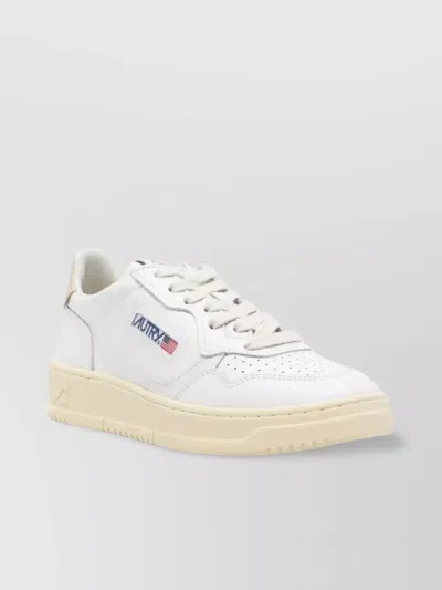 AUTRY LOW TOP SNEAKERS WOMEN'S MEDALIST