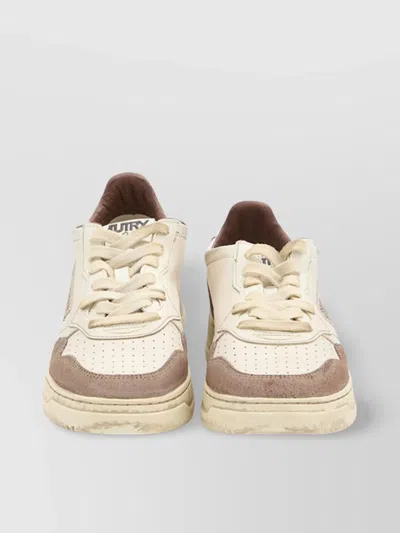 Autry Low Top Vintage Leather Sneakers