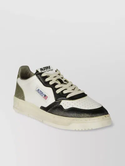 Autry Low Vint Sup Sneakers In Neutral