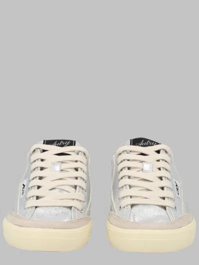 Autry Low-top Canvas Sneakers In Silver