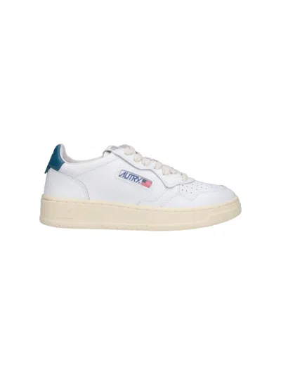 Autry Medalist Low-top Sneakers In White