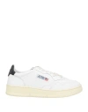 Autry Medalist Low White Sneakers With Contrasting Heel Tab In Leather Man In White