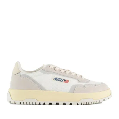 AUTRY AUTRY MARSHMALLOW AND WHITE MESH AND SUEDE WILDPACE LOW SNEAKERS