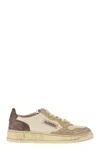 Autry Vintage Inspired Low-top Sneakers With Textured Accents