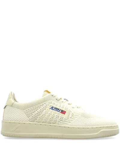 Autry Medalist Easeknit Sneakers In White