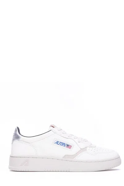 Autry Medalist Sneakers In White