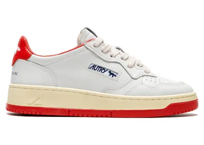Pre-owned Autry Medalist Leather Low Maison Kitsuné (women's) Sneakers In White/red In Multi