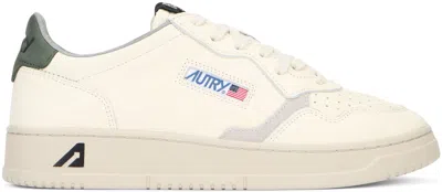 AUTRY AUTRY MEDALIST LEATHER LOW-TOP SNEAKERS