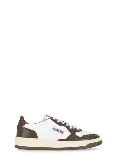 Autry Medalist Leather Low-top Sneakers In Brown