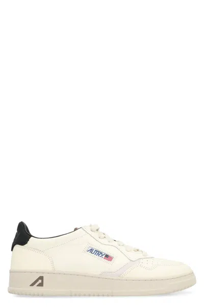 Autry Medalist Leather Low-top Sneakers In White