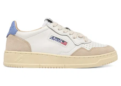 Pre-owned Autry Medalist Leather Low (women's) Sneakers In White/della Robbia Blue