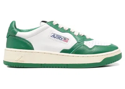 Pre-owned Autry Medalist Leather Low (women's) Sneakers In White/green