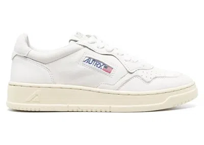 Pre-owned Autry Medalist Leather Low (women's) Sneakers In White/nappa