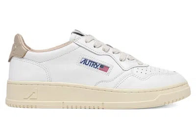 Pre-owned Autry Medalist Leather Low (women's) Sneakers In White/tidal Foam