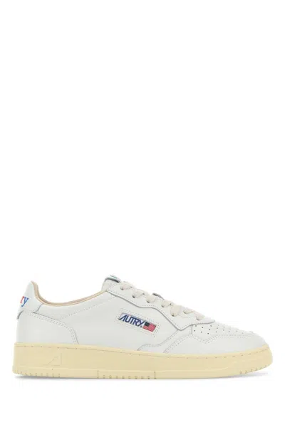 Autry Medalist Leather Sneaker For Men In White