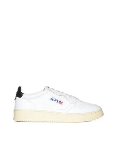 Autry Medalist Leather Sneakers In White