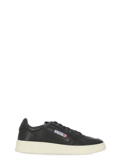 AUTRY MEDALIST LEATHER SNEAKERS