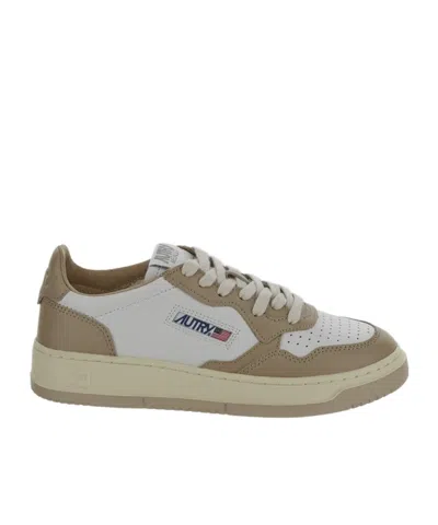 Autry Medalist Leather Sneakers In Gray