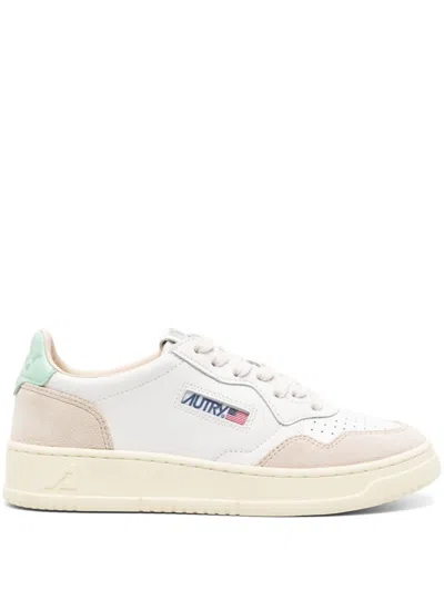 Autry Medalist Leather Sneakers In Neutrals