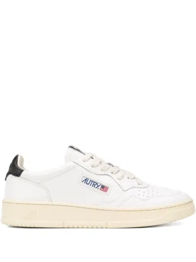 Autry Medalist Leather Sneakers In White