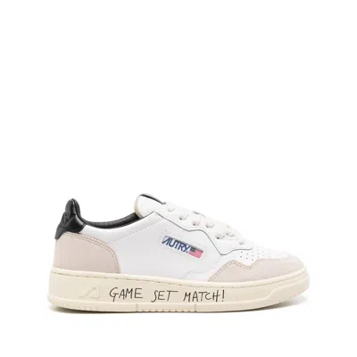 Autry Medalist Leather Sneakers In White