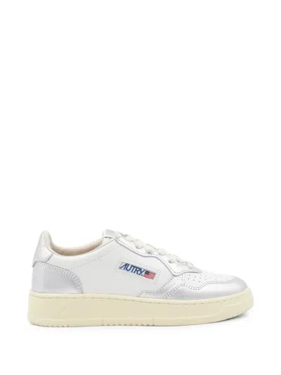 Autry Medalist Low Perforated Toe Leather Sneakers In White