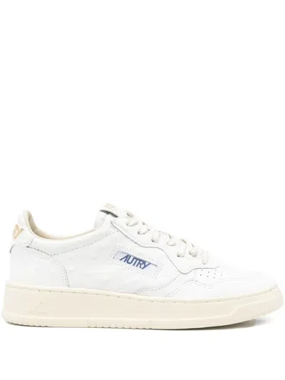 Autry Medalist Leather Trainers In White