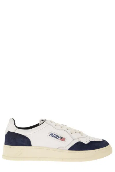 Autry Medalist Logo Patch Sneakers In White