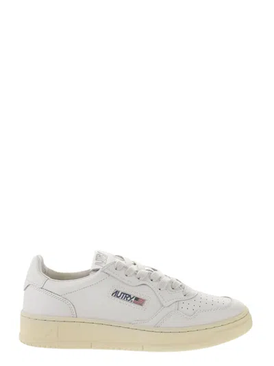Autry Medalist Low - Leather Sneakers In White