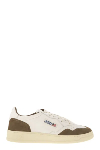 AUTRY AUTRY MEDALIST LOW - SNEAKERS IN GOATSKIN AND SUEDE