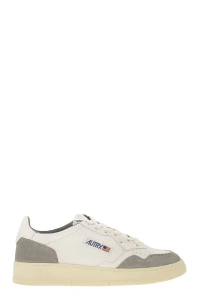 AUTRY AUTRY MEDALIST LOW - SNEAKERS IN GOATSKIN AND SUEDE
