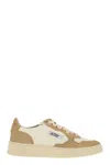 Autry Sneakers Medalist Low In Avory And Gold Leather Glittered In White