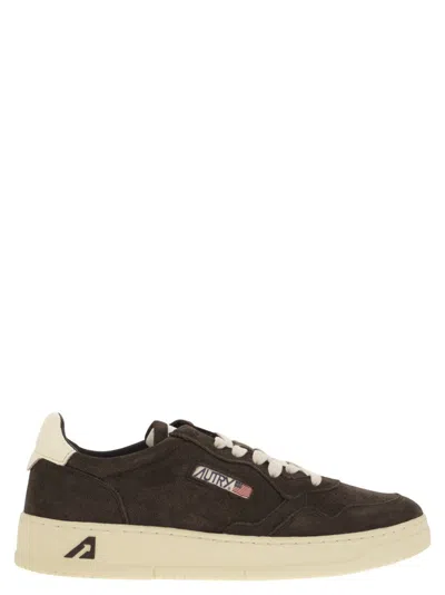 Autry Medalist Low - Suede Sneakers In Brown