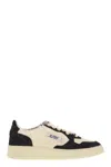 Autry Medalist Low Sneakers With Two Tone Glitter In White