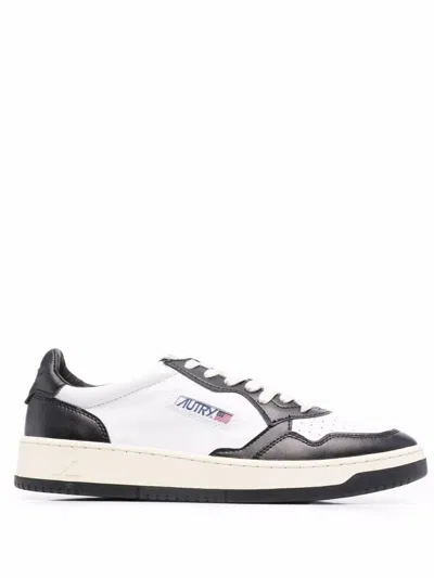 AUTRY AUTRY "MEDALIST LOW" BICOLOR LEATHER SNEAKERS SHOES