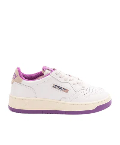 Autry Medalist Low-cut Casual Shoes In White