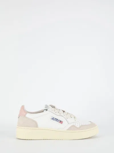 Autry Medalist Low Leather And Suede Sneaker In White
