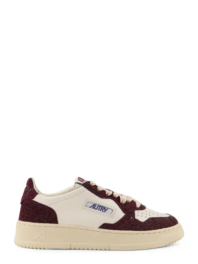 Autry Medalist Low Leather Low-top Sneakers In Brown