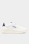 AUTRY MEDALIST LOW LEATHER SNEAKER IN WHITE BLACK