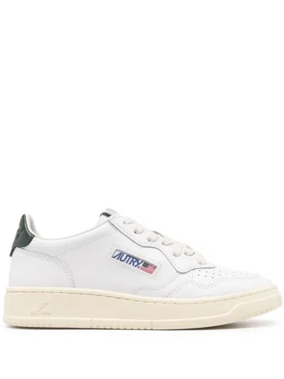 AUTRY AUTRY MEDALIST LOW LEATHER SNEAKERS