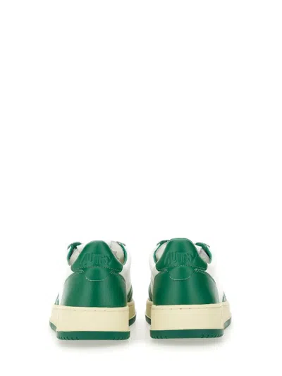Autry Medalist Low Leather Sneakers In Green