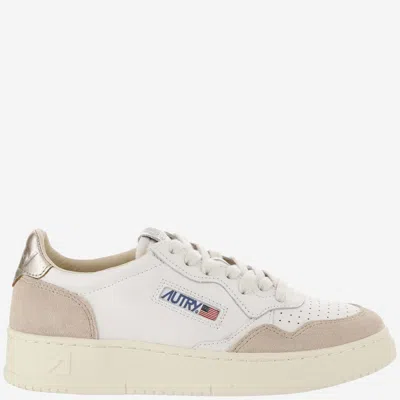 Autry Medalist Low Leather Sneakers In White