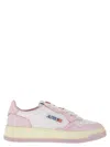 Autry Medalist Low Leather Sneakers In White/pink