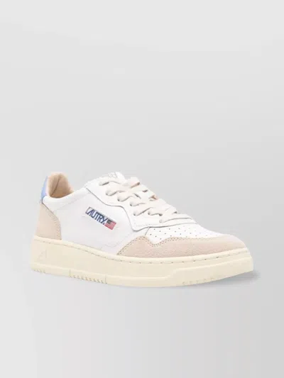 Autry Medalist Low Leather Suede Sneakers In Neutral