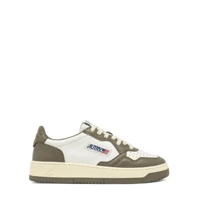 Autry Medalist Low In Lt/lt Wht/cvrt